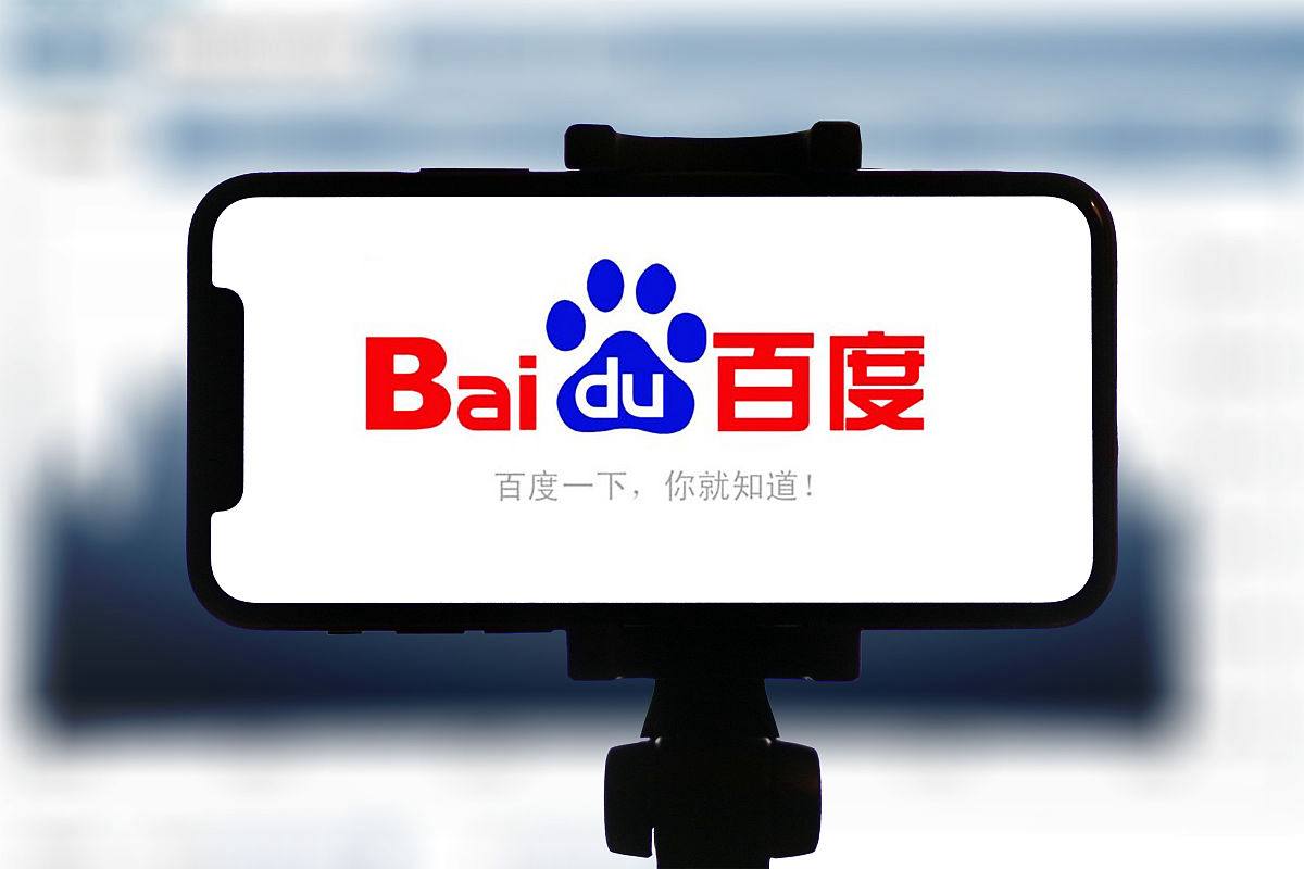 贵州黔西游船侧翻事故约70人落水